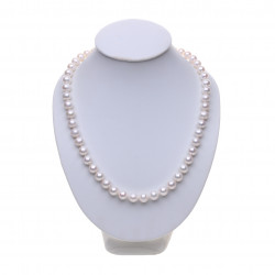 bílý perlový náhrdelník