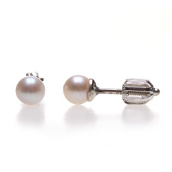  Stříbrné perlové náušnice bílé