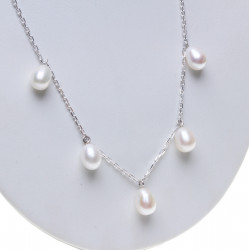 stříbrný řetízek s perlami