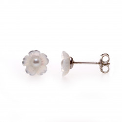 Stříbrné náušnice s perlami a perletí květinky