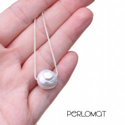 PZ071_03_Jedna perla na stříbrném řetízku, bílá kasumi perla