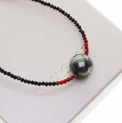 Náramek s tahitskou perlou, spinely a rudými zirkony