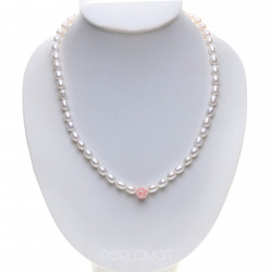 PH070_01_Perlový náhrdelník bílý s korálou růží 41cm