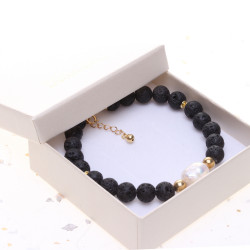 KR329_03_Unisex náramek lávové kameny s perlou zlacené stříbro