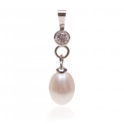 stříbrný přívěsek s perlou