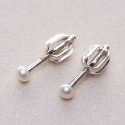 PP032_02_stříbrné perlové náušnice šroubky bílé perly 3 mm