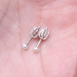 PP032_03_stříbrné perlové náušnice šroubky bílé perly 3 mm