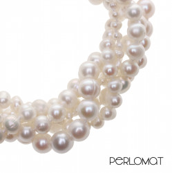 bílý víceřadý perlový náramek