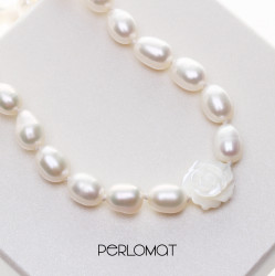 PH071_02_perlový náhrdelník s perleťovou růží