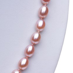lila perlová souprava detail perel